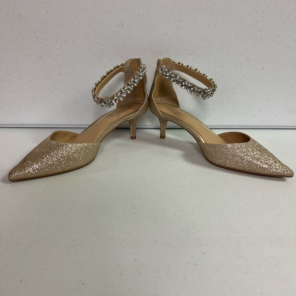 Jewel Badgley Mischka Women's Robles Evening Pumps - Picture 3 of 6